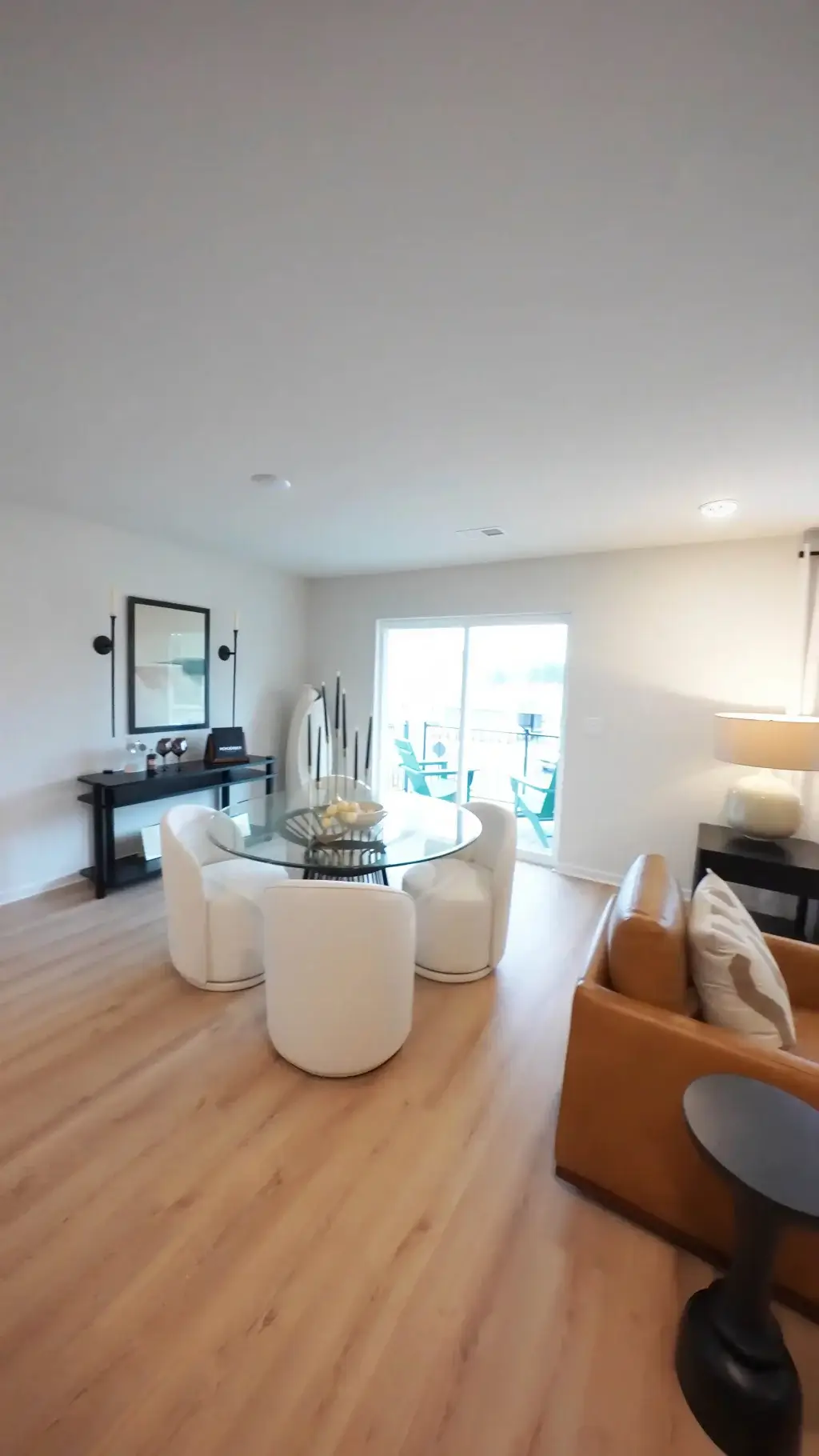 livingroom3 1152x2048 le upscale prime